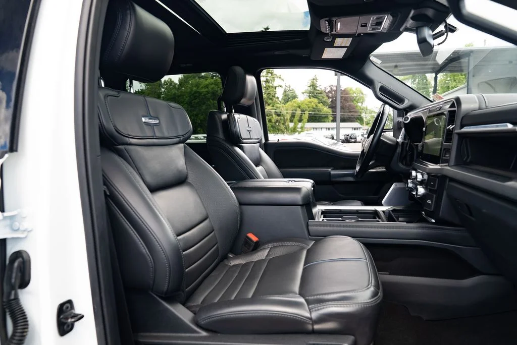 Used 2025 White Ford Platinum image 36