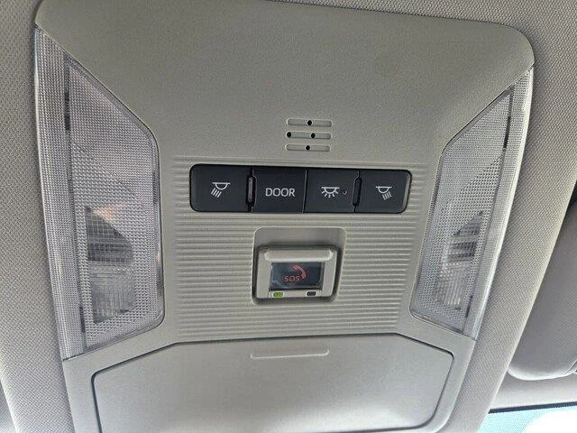 Used 2025 Ice Cap Toyota LE image 21