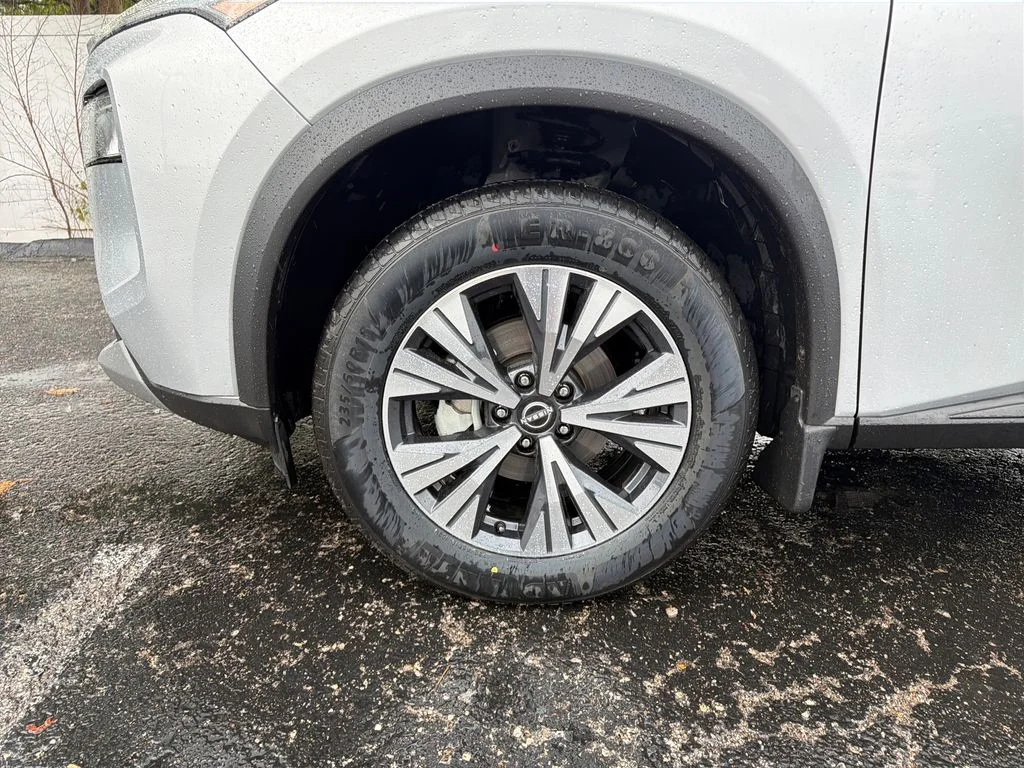 Certified Used 2023 Silver Nissan SV image 30