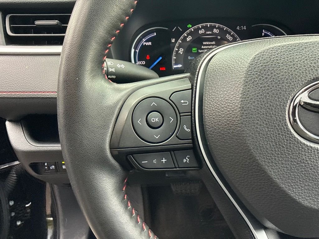 Used 2022 Midnight Black Metallic Toyota SE image 11