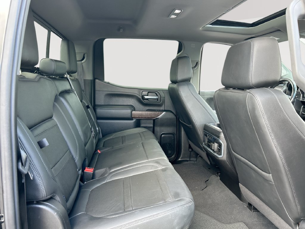 Used 2021 Black GMC Denali image 31