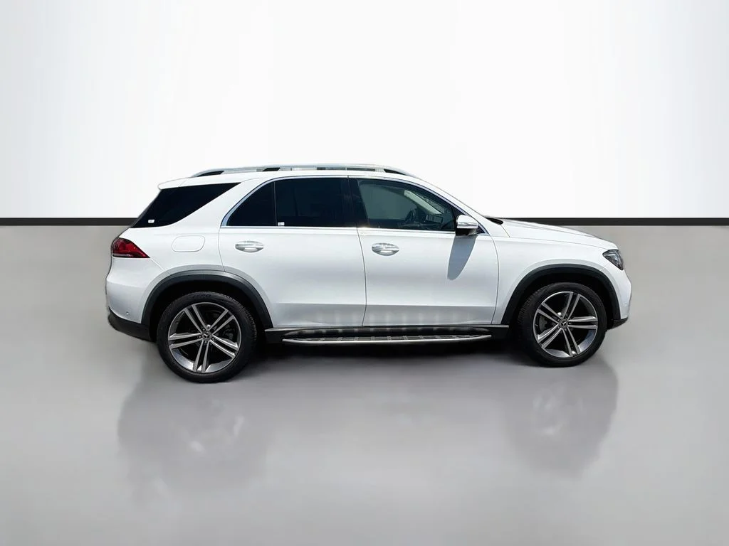 Used 2022 White Mercedes-Benz GLE 350 image 4