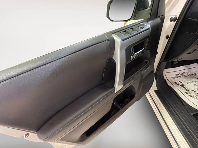 2023 Toyota 4Runner Limited - Photo 10