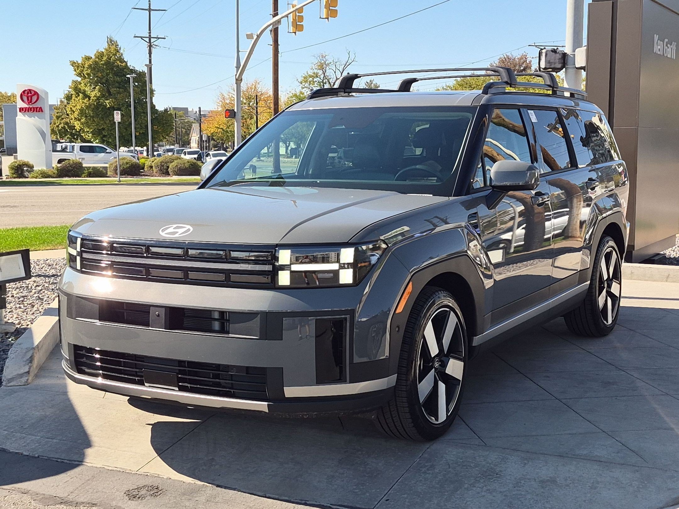 New 2026 Hampton Gray Hyundai Limited image 8