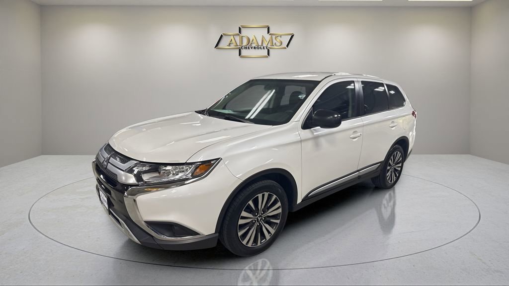 2020 Mitsubishi Outlander ES