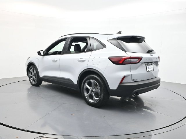 Used 2025 Silver Metallic Ford ST-Line image 5