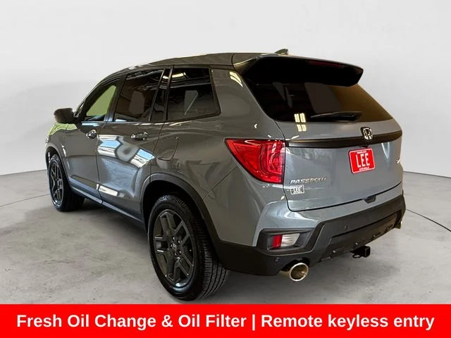 Used 2023  Honda EX-L image 3