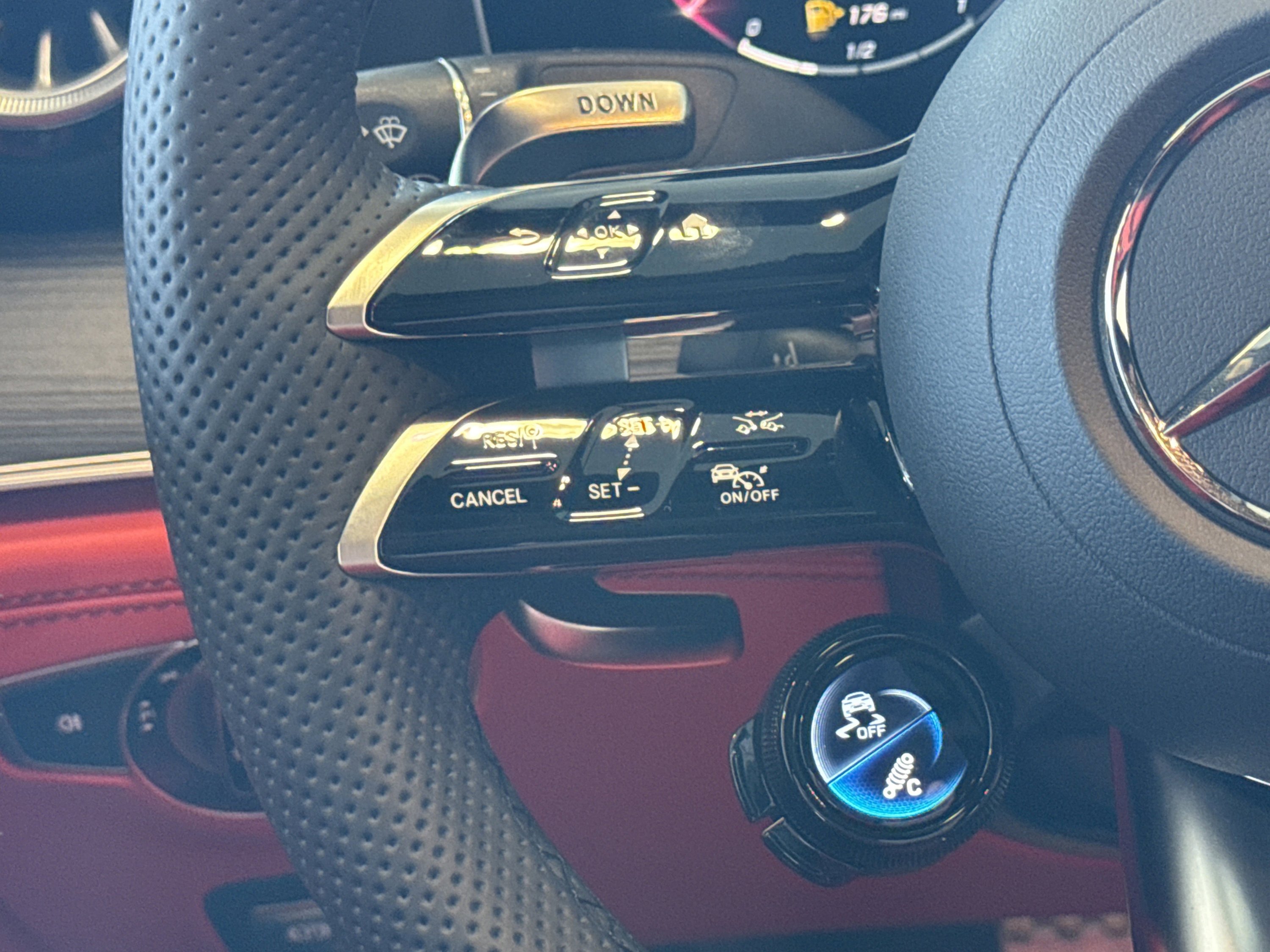 New 2026 Obsidian Black Metallic Mercedes-Benz AMG® GT 43 image 40