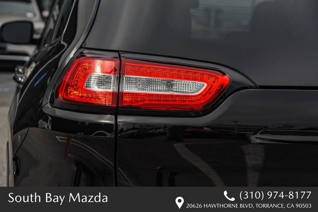 Used 2017 Black Jeep Limited image 9