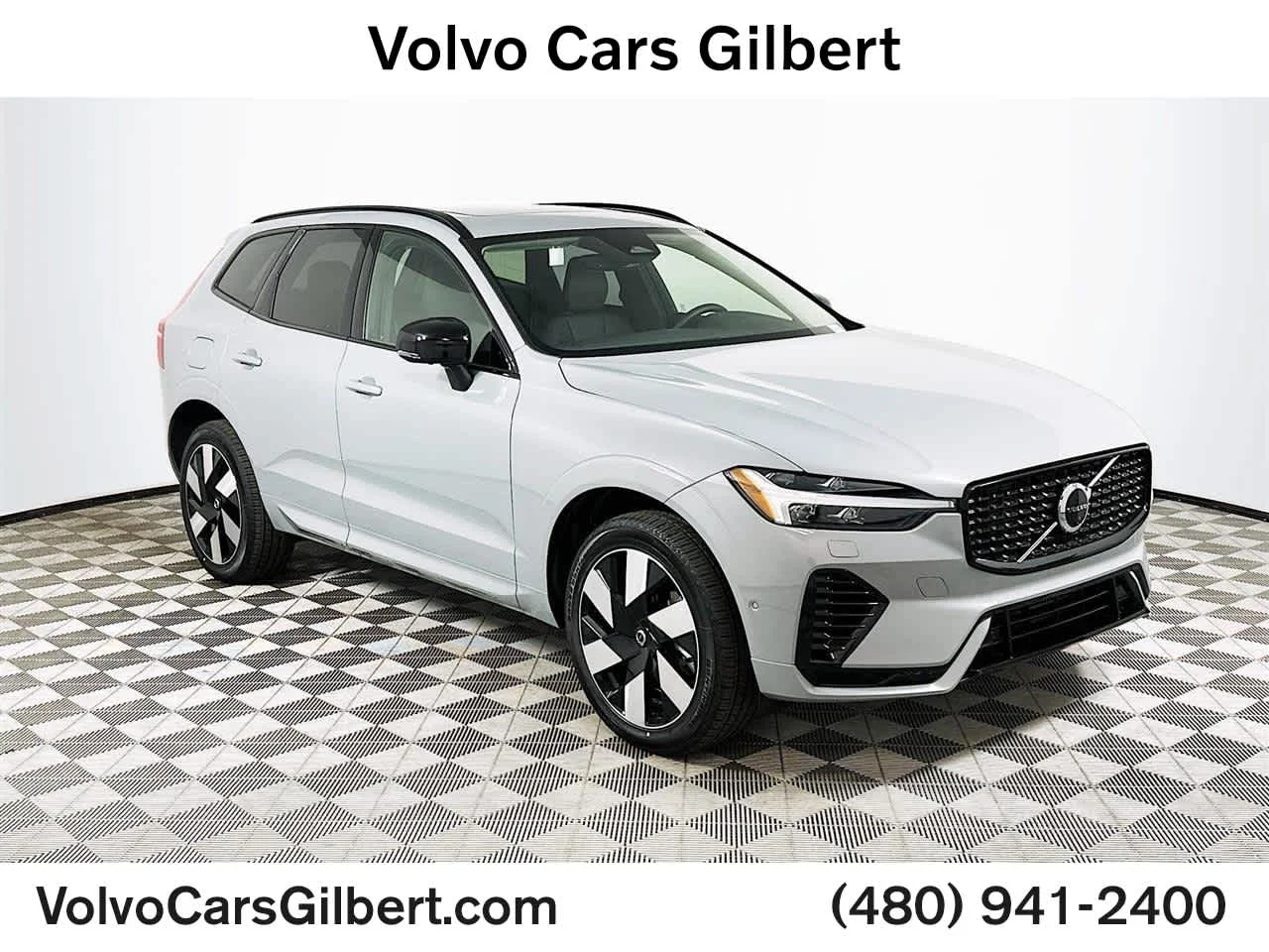 2025 Volvo XC60 T8 Plus Dark AWD's photo