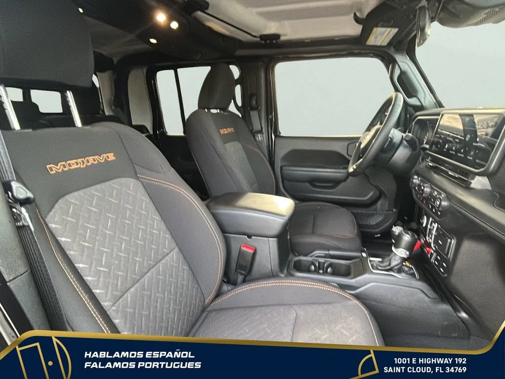 Used 2025 Black Jeep Mojave 4x4 image 32