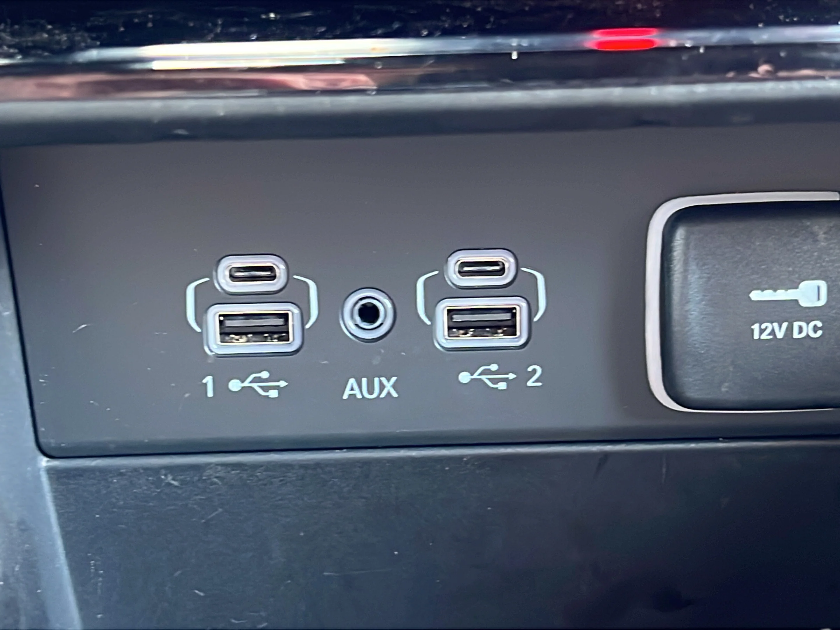 Used 2023 Bright White Clearcoat Jeep Overland image 27