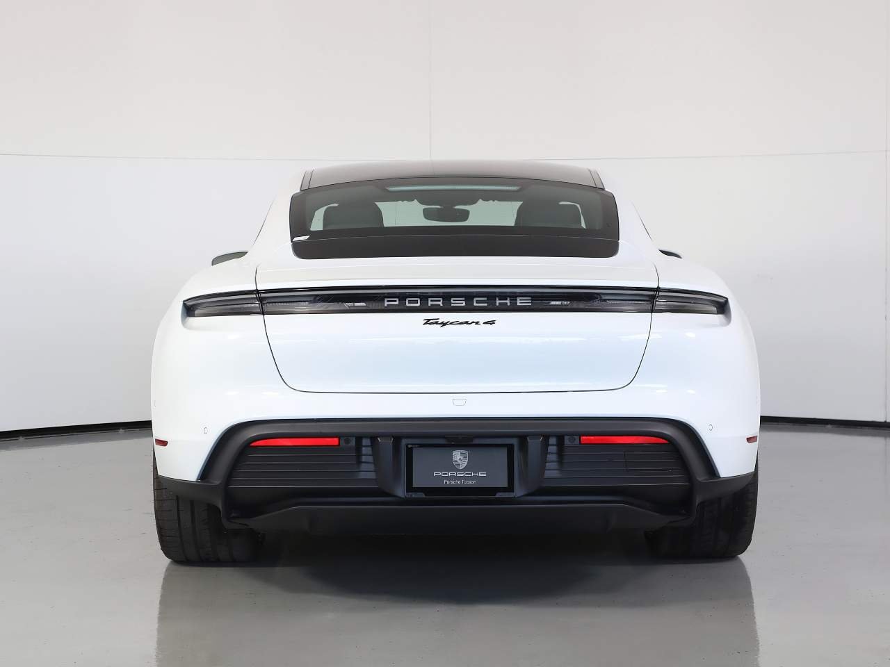 2025 Porsche Taycan Base - Photo 6