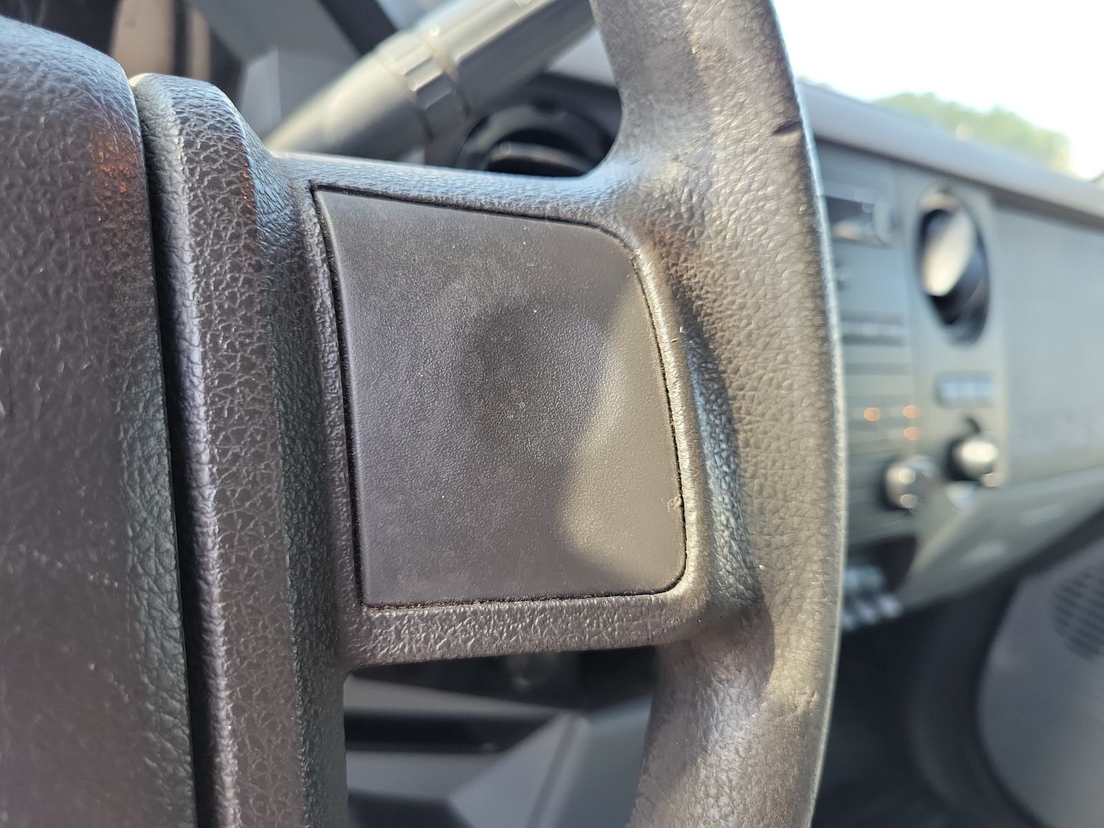 Used 2016 Black Ford XL image 19