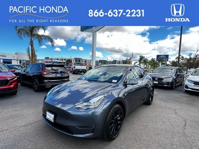 2023 Tesla Model Y Long Range