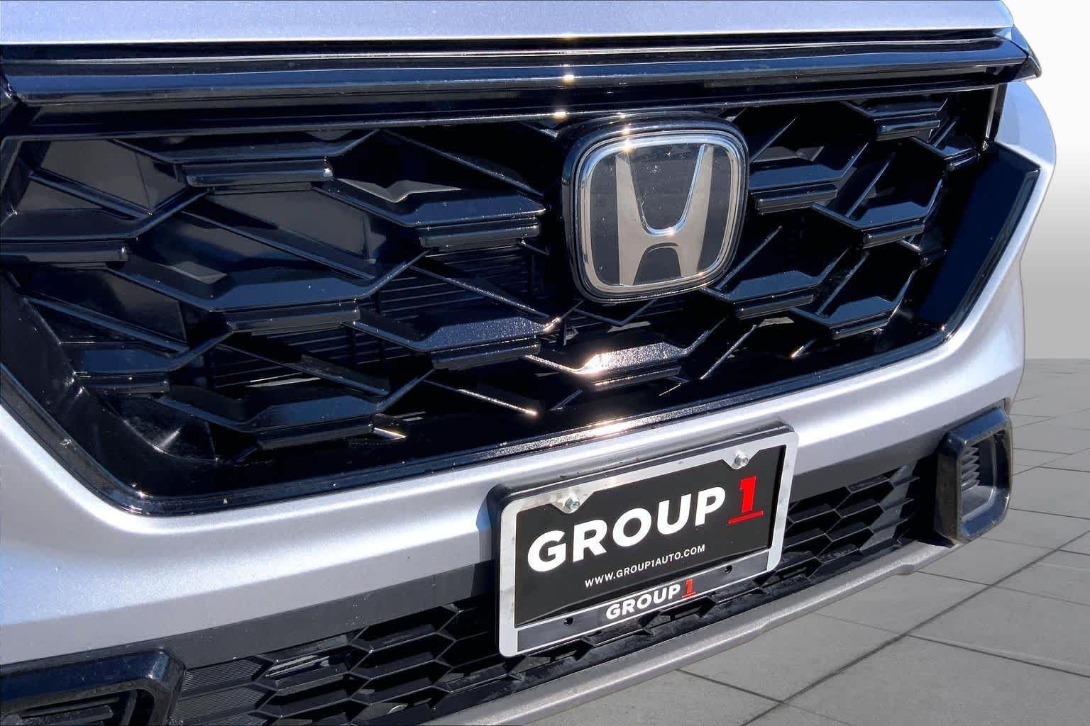 Used 2025 Solar Silver Metallic Honda Sport image 29