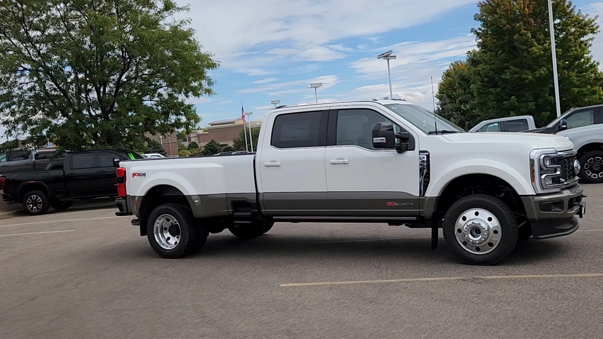 New 2026 Star White Metallic Tri-Coat Ford King Ranch image 10
