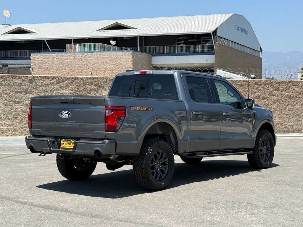 New 2026 Gray Ford Tremor image 3