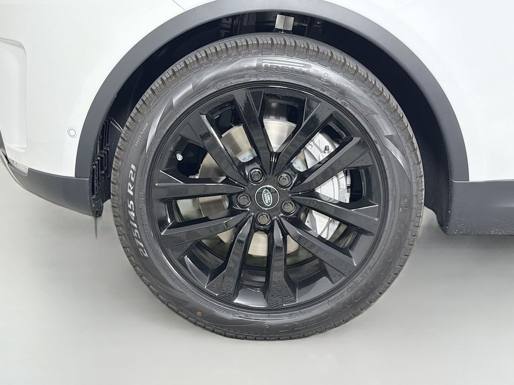 New 2026 Fuji White Land Rover S image 33