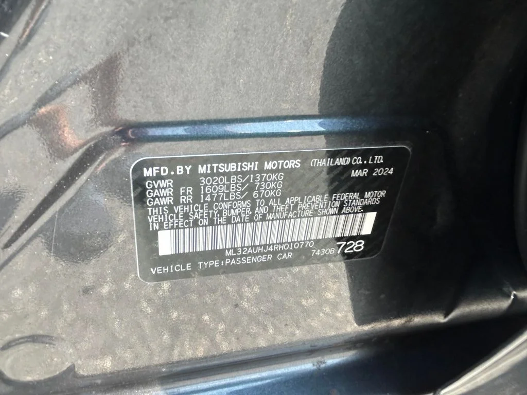 Used 2024 Gray Mitsubishi ES image 22
