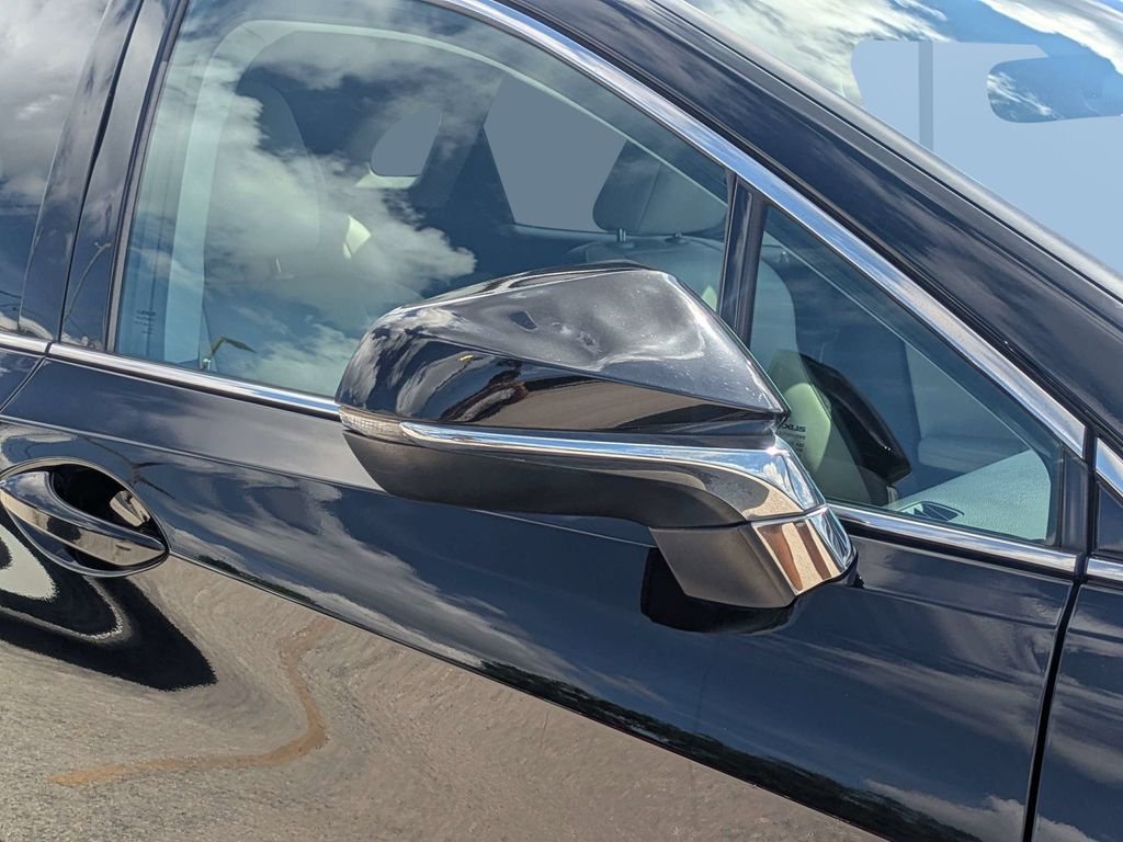 Used 2019 Black Lexus 350 image 14