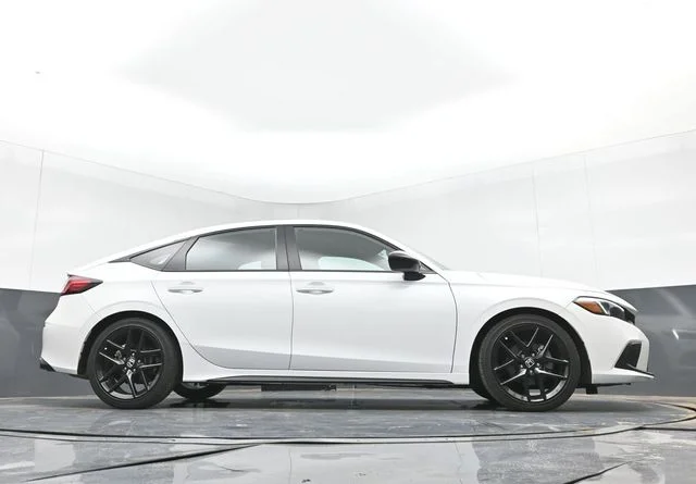 Used 2024 Platinum White Pearl Honda Sport image 42