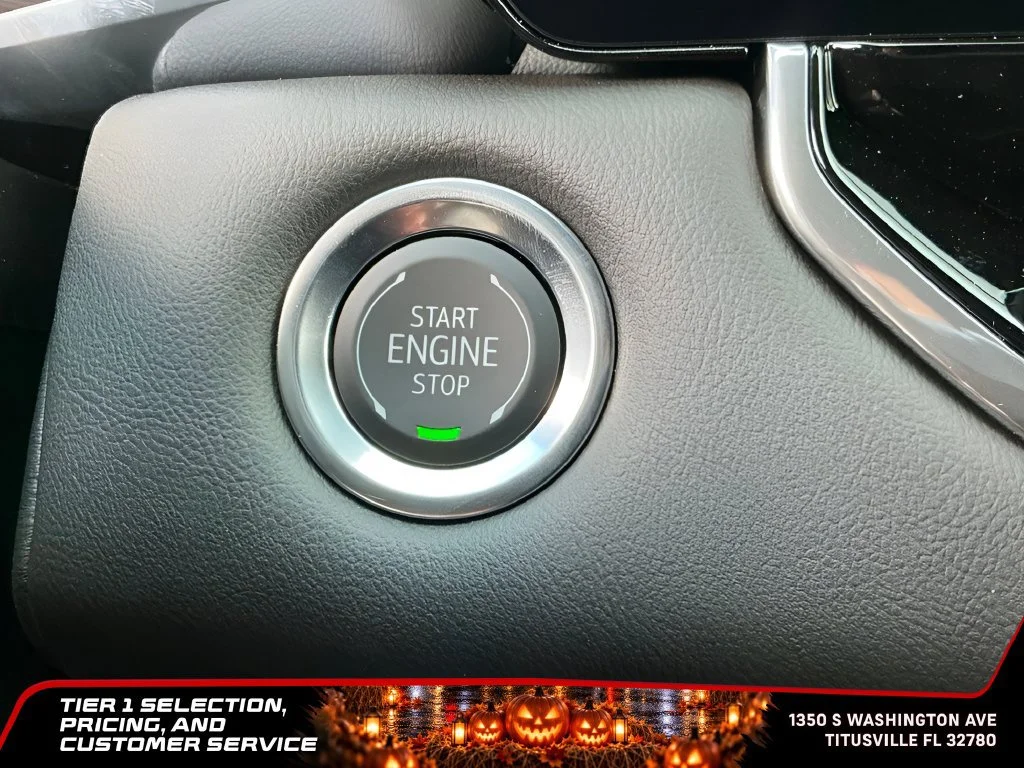 New 2026 Summit White GMC Elevation image 27