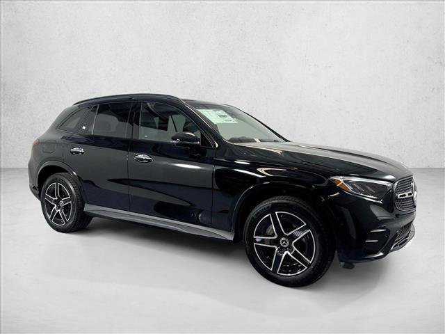New 2026 Black Mercedes-Benz GLC 300 image 32