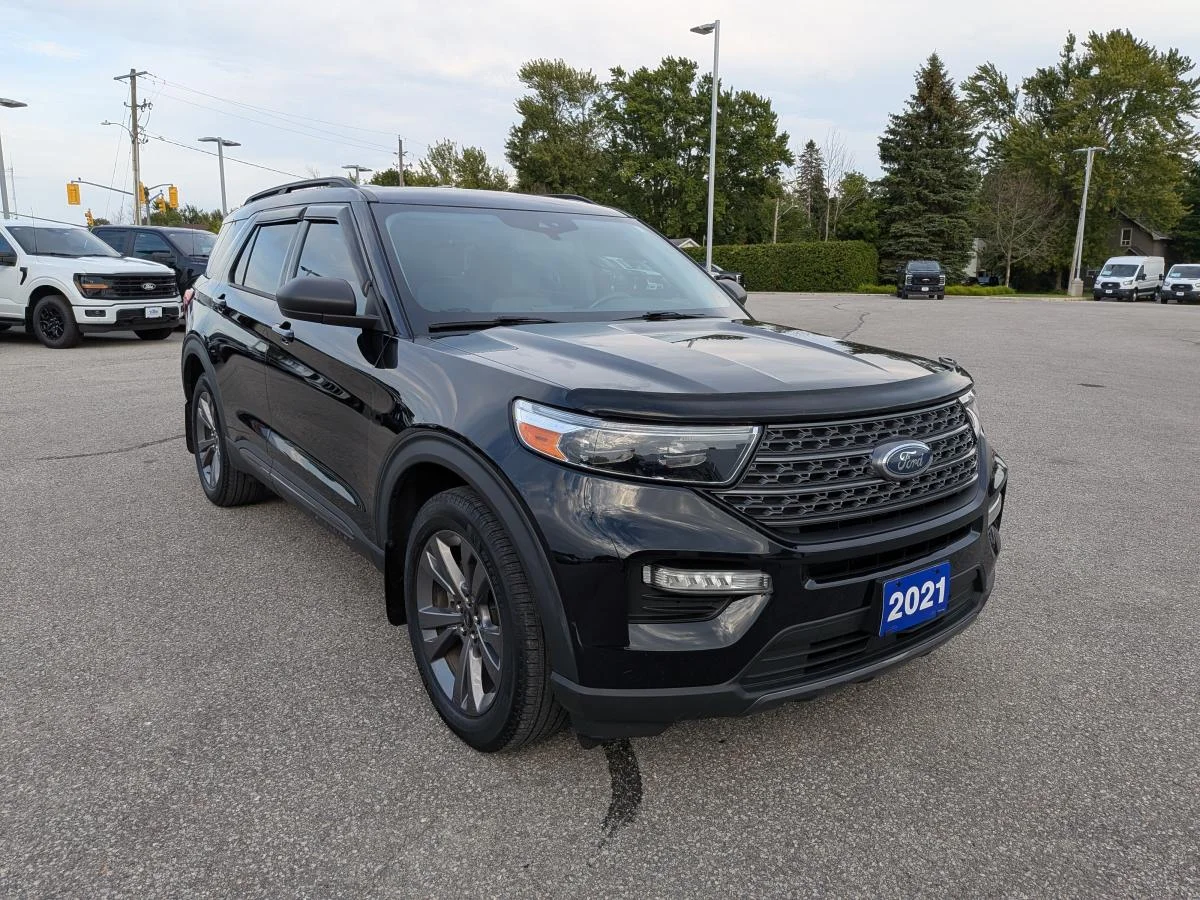 Used 2021 Black Ford Xlt 4wd image 3