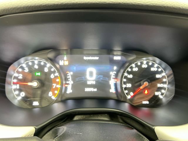 Certified Used 2025 White Jeep Limited 4x4 image 3
