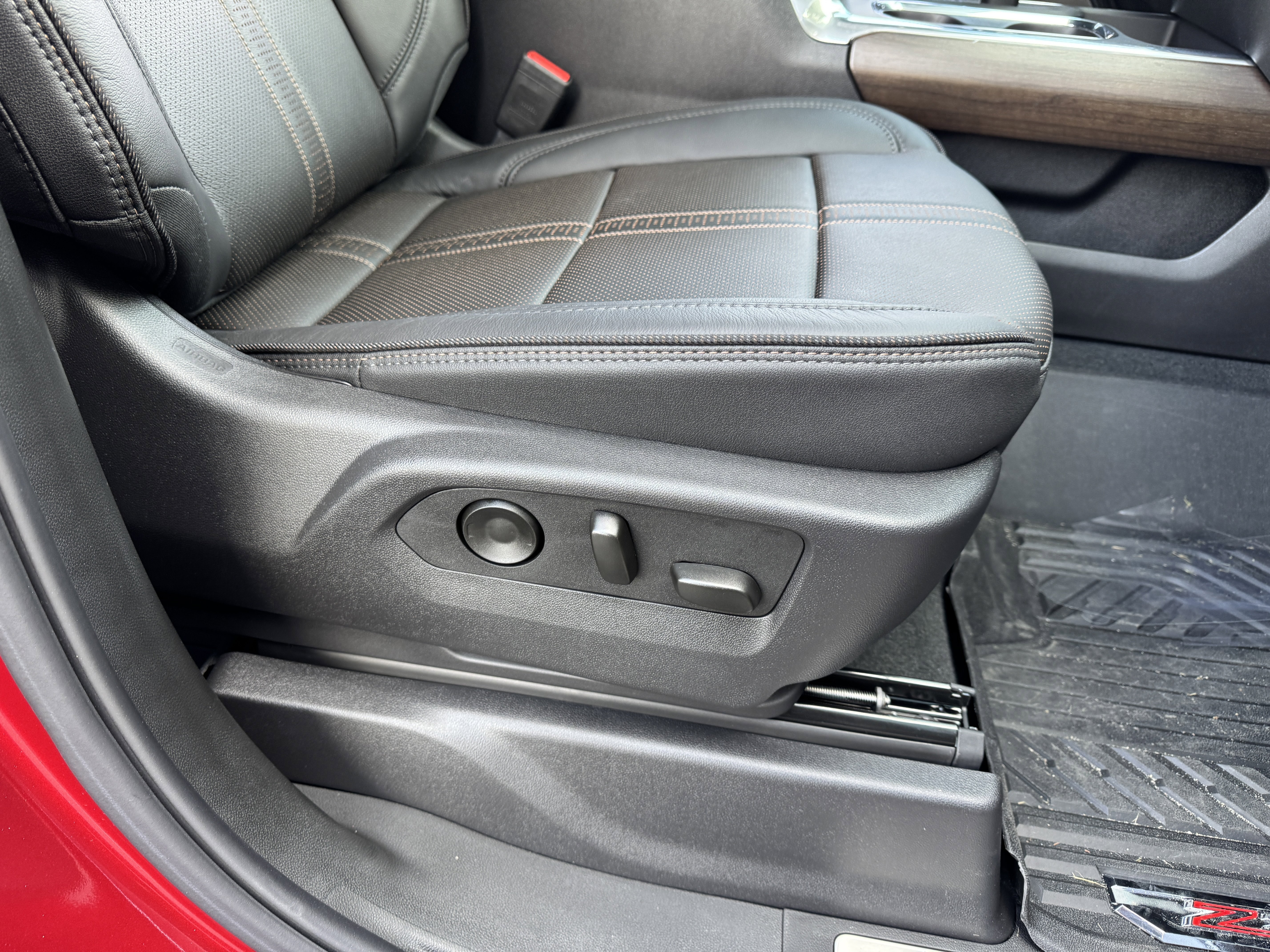 2026 Chevrolet Silverado 1500 High Country - Photo 24