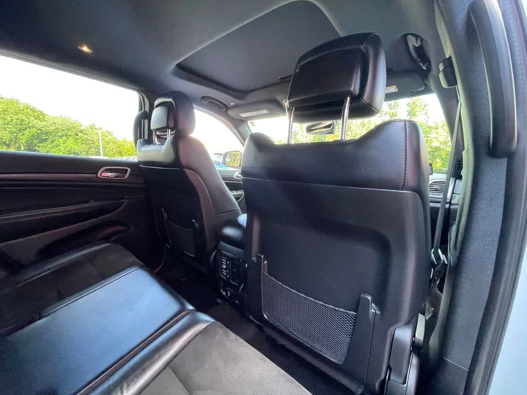 Used 2022 White Jeep Laredo X image 22