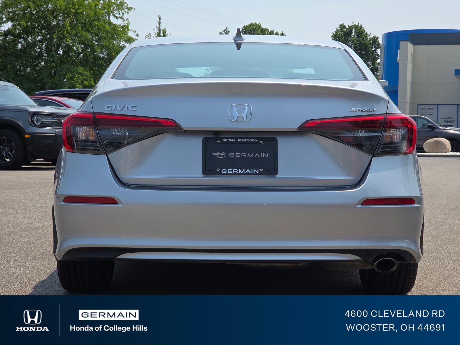 Used 2024 Lunar Silver Metallic Honda 2.0L 4D SPORT image 12