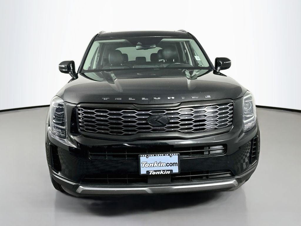 Used 2020 Ebony Black Kia EX image 3