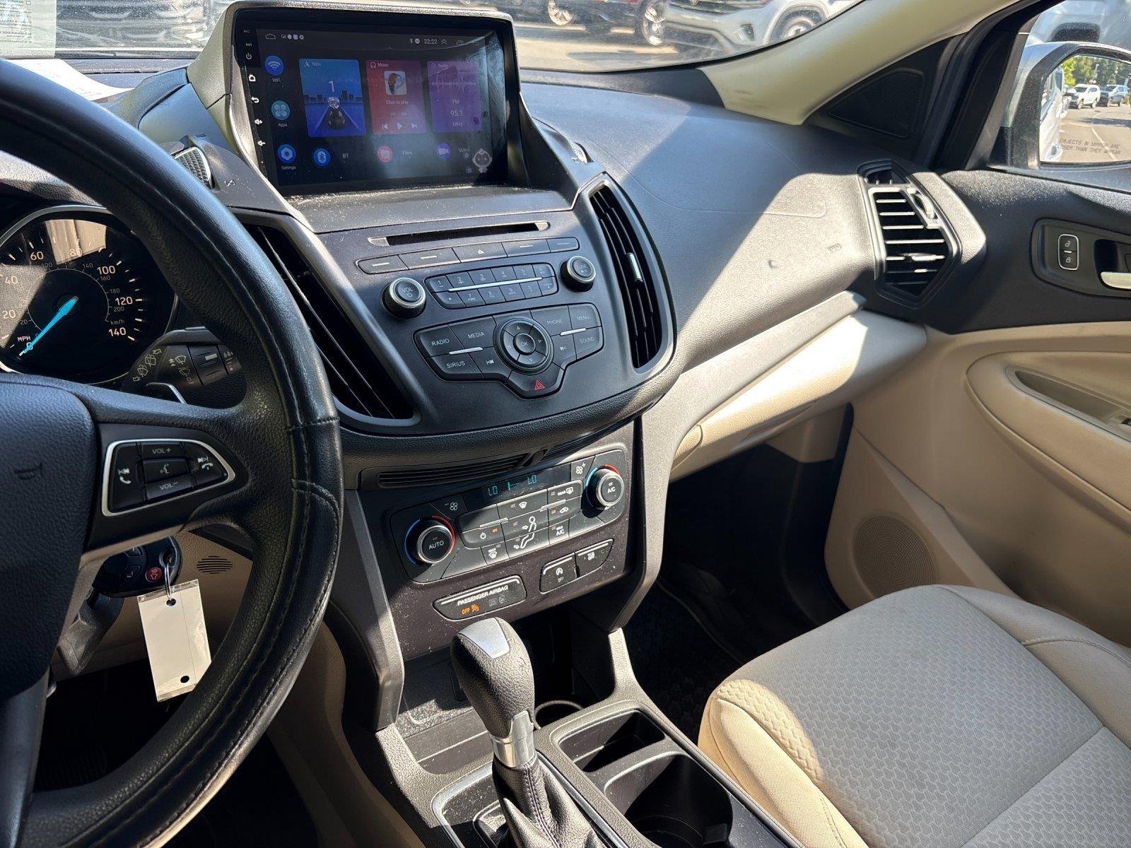 Used 2017 Ingot Silver Ford SE image 28