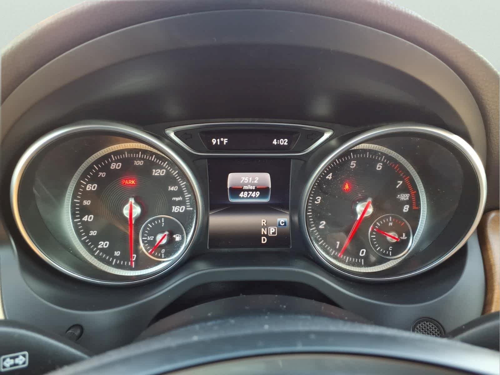 Used 2019 Polar White Mercedes-Benz GLA 250 image 21