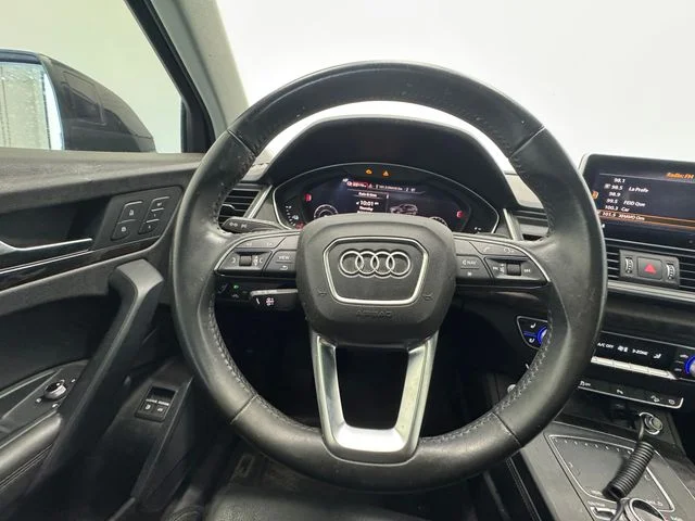 Used 2020 Black Metallic Audi 55 Premium Plus image 22