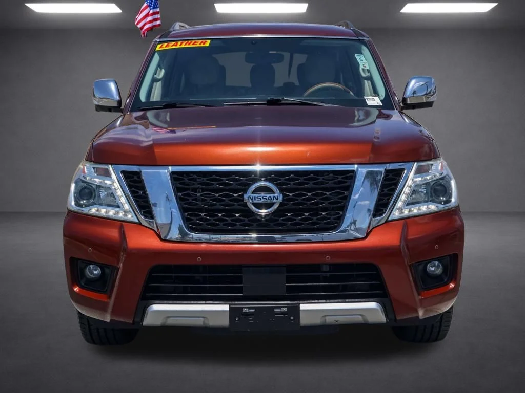 Used 2018 Brown Nissan SL image 7