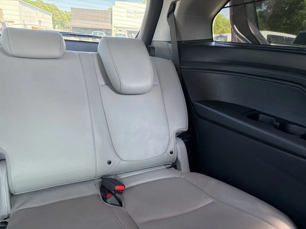 Used 2023 Gray Honda Touring image 30