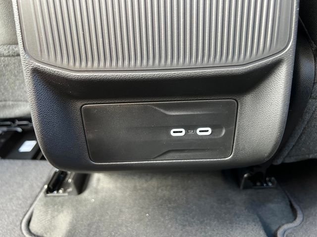New 2026 Hydro Blue Pearl-Coat Exterior Paint Jeep Laredo image 13