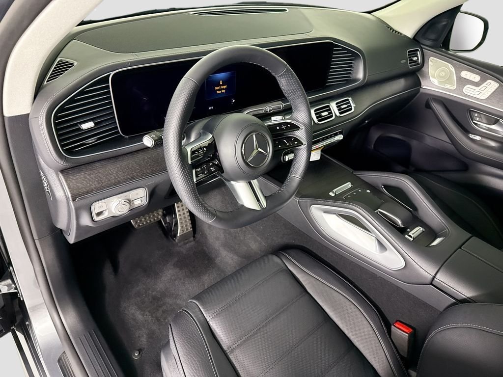 New 2026 Selenite Grey Metallic Mercedes-Benz GLS 450 image 10