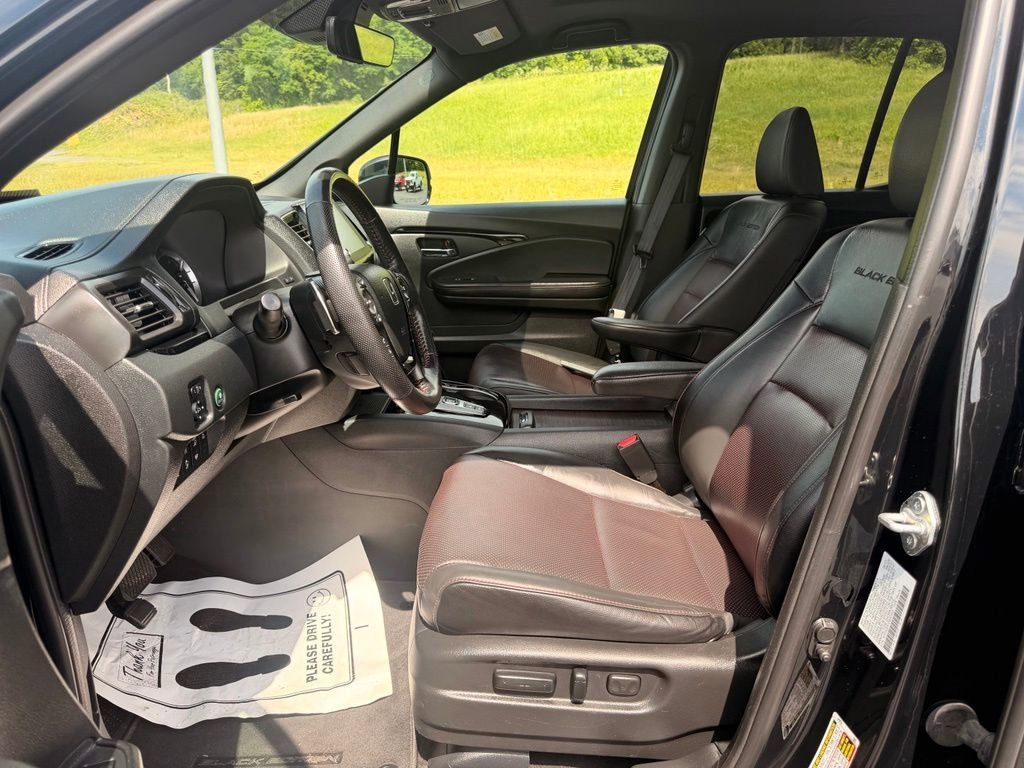 Used 2023 Black Honda Black Edition image 35