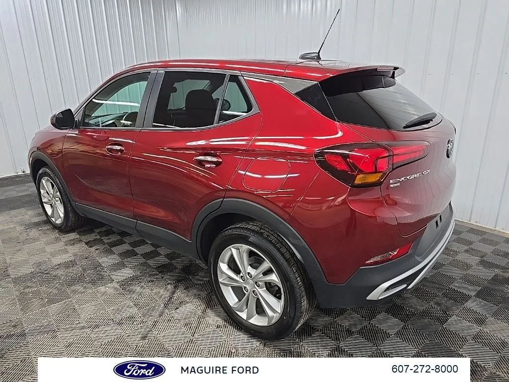 Used 2023 Red Buick Preferred image 11