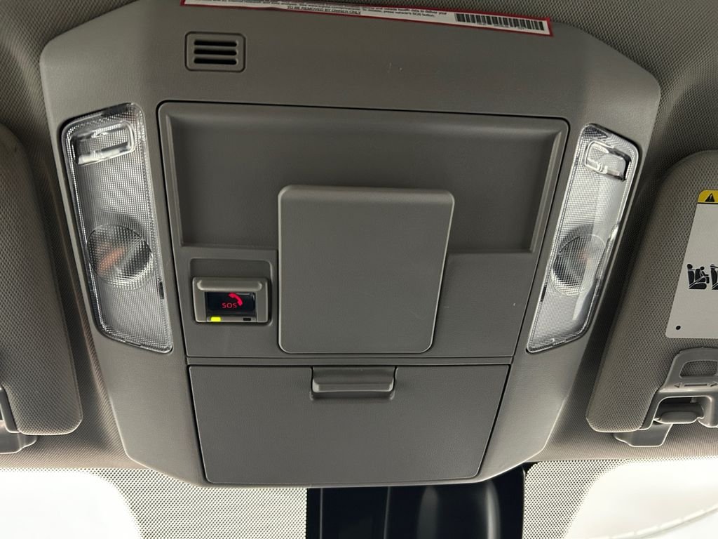 Used 2021 White Toyota SR5 image 29