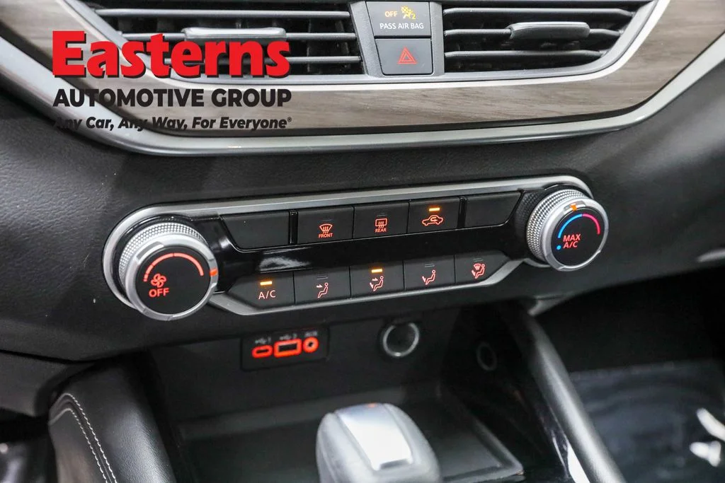 Used 2023 Red Nissan 2.5 SV image 20