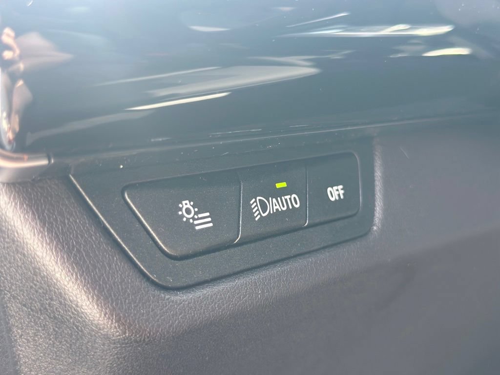 New 2026 Skyscraper Grey Metallic BMW xDrive28i image 33