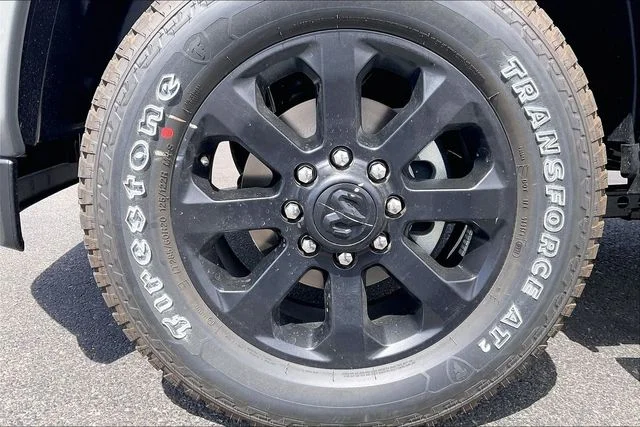 New 2027 Ceramic Gray Clear-Coat Exterior Paint RAM  image 12