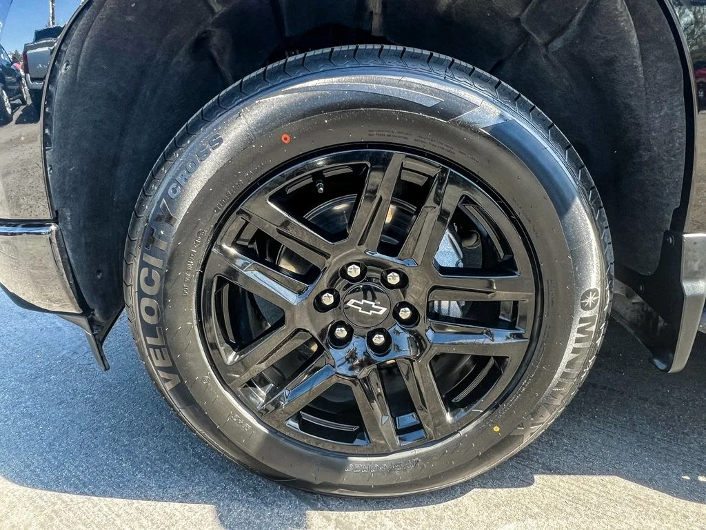 Used 2024 Black Chevrolet Custom image 10
