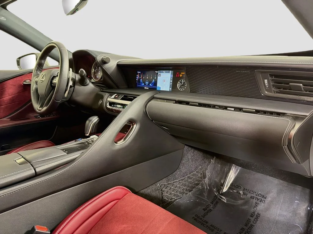 Used 2018 White Lexus 500 image 30