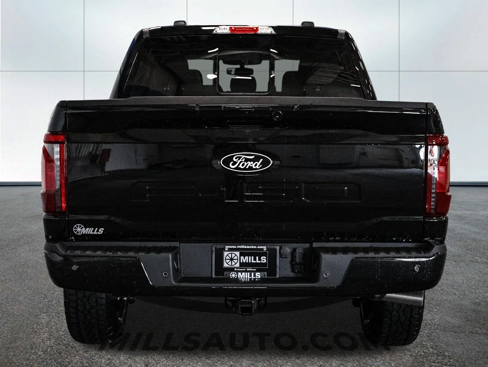 New 2026 Agate Black Metallic Ford XLT image 6